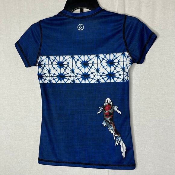 InkNBurn Blue Koi Fish Short Sleeve Graphic T Shirt XXS 2XS Workout Running Gym - Picture 2 of 5